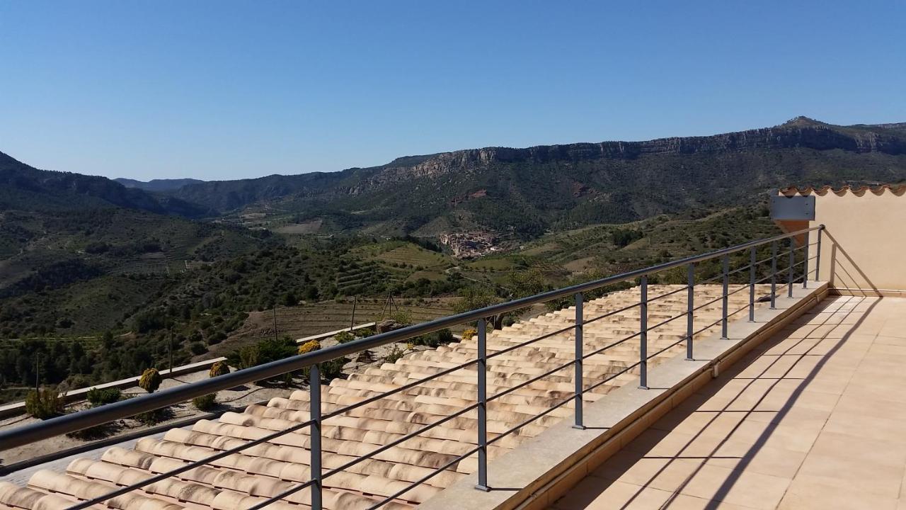 Buil&Gine Wine Hotel Gratallops Exterior foto